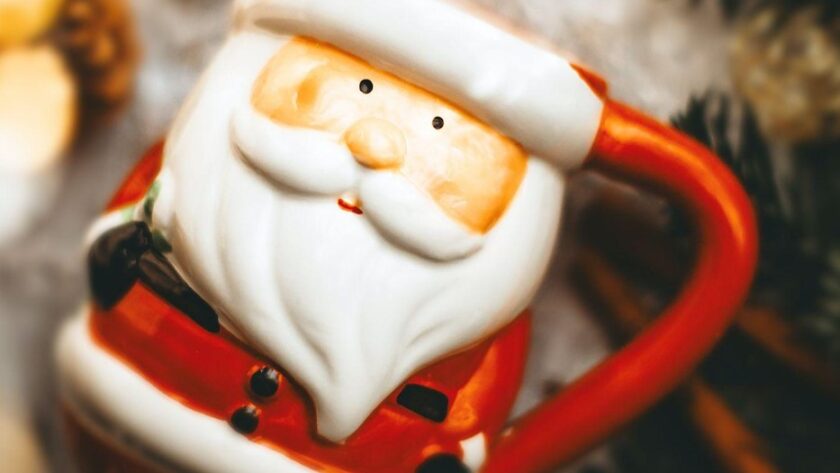 Unlit Artificial Christmas Trees vs. Pre-Lit Options: Traditions